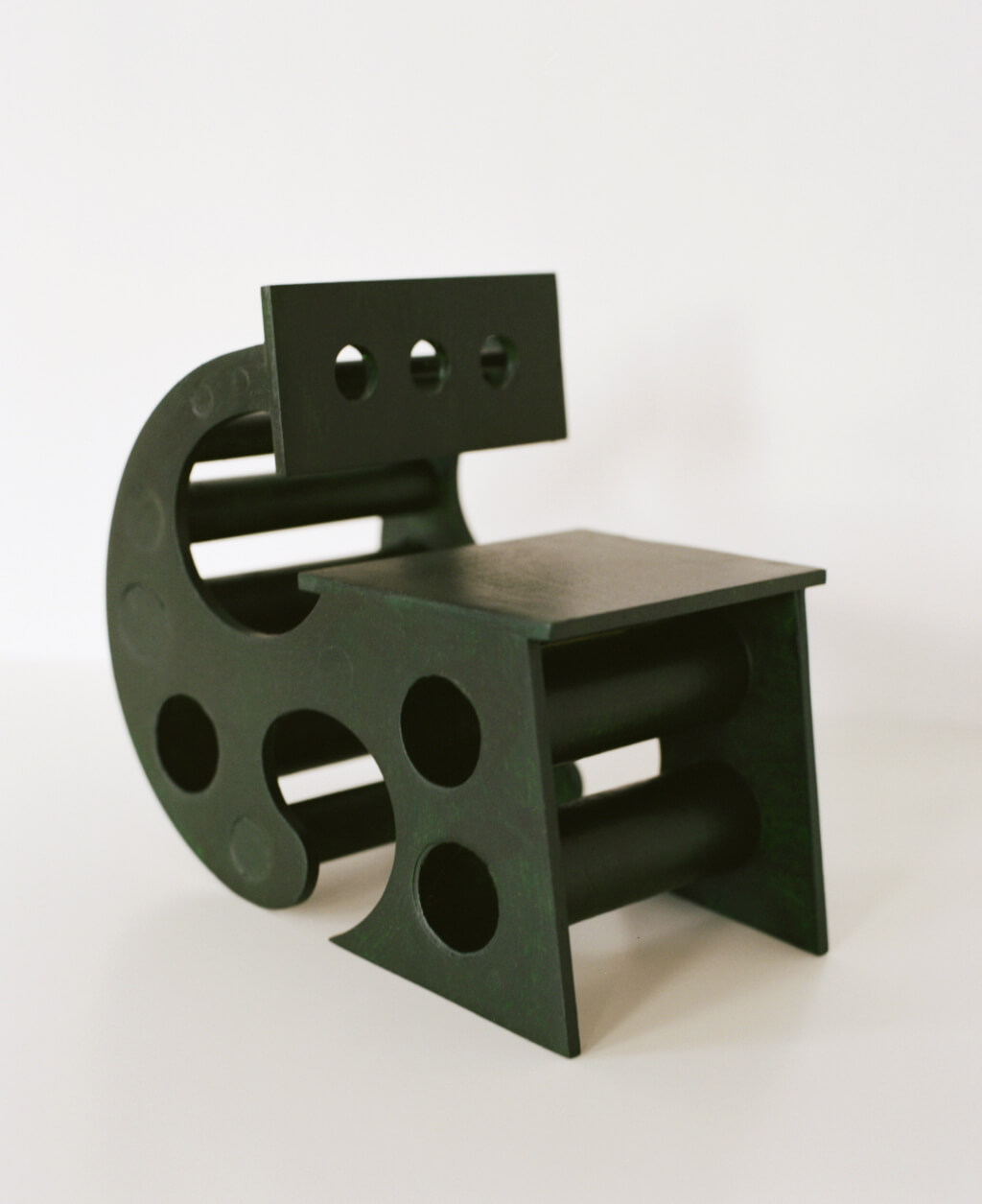 Yin Chair 02